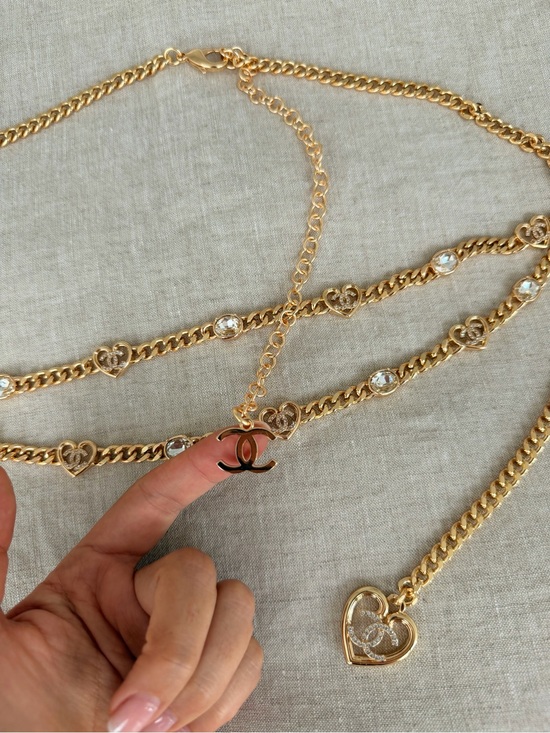 CHANEL Jewelry - ✨CHANEL Gold Heart Charm Chain Belt with Crystal Accents💛